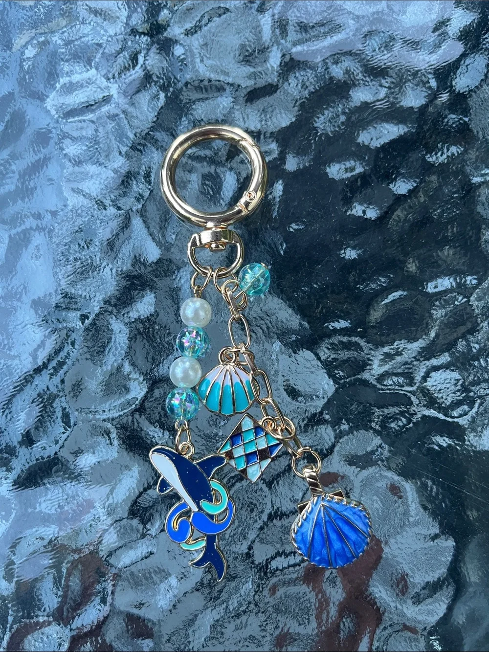 Blue & Turquoise Shell and Dolphin Keychain - Picture 1 of 1